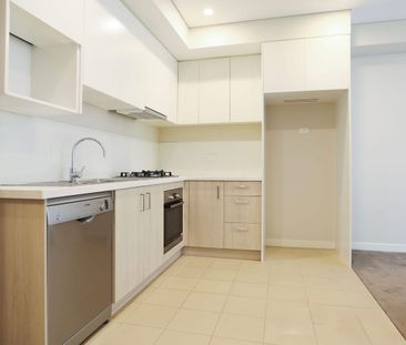 One Bedroom Plus Study apartment for rent in Waitara! - Photo 6