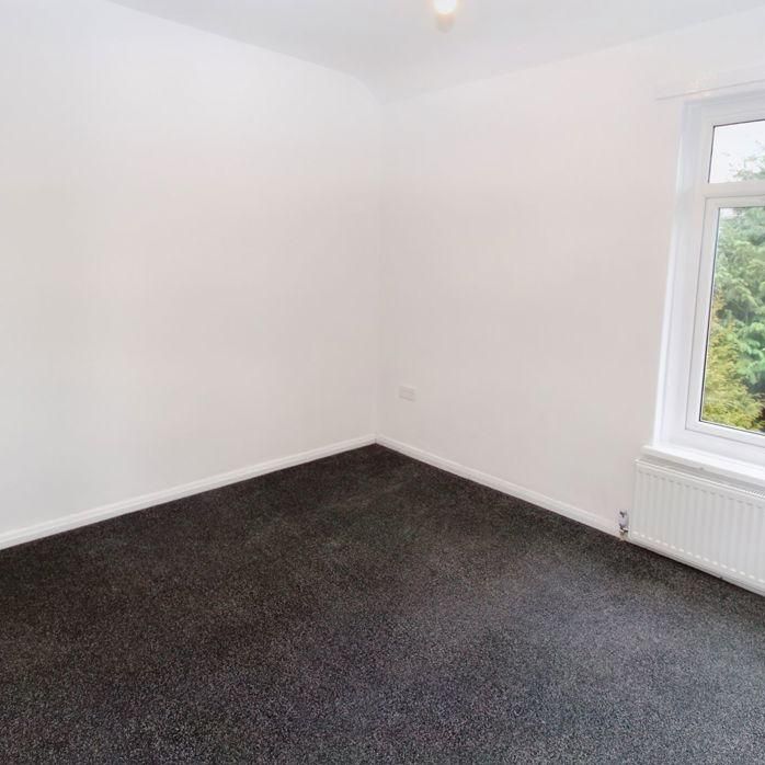 3 bed terraced house to rent in NE6 - Photo 1