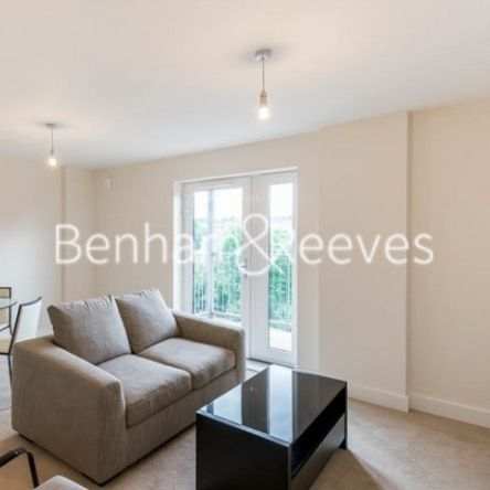 1 Bedroom flat to rent in Victoria Way, Fairthorn Road, SE7 - Photo 1