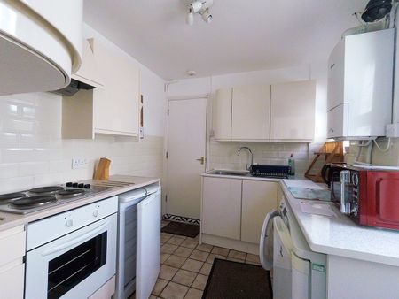 Room in a Shared House, Riley Road, BN2 - Photo 5