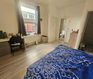 1 bedroom in a house share to rent - Photo 6