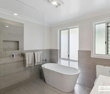 Spacious Rural Retreat in Nunderi - Photo 6