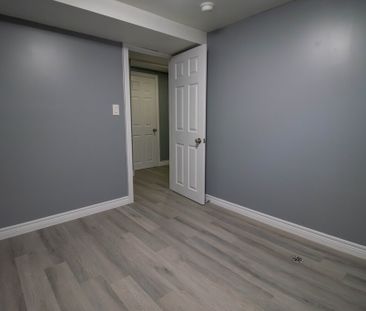 All Inclusive 2 Bedroom Lower Unit in Niagara Falls! - Photo 3