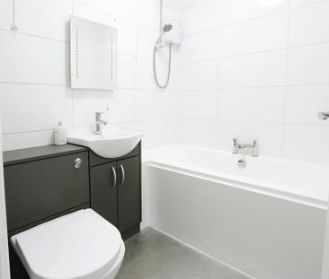 1 bedroom flat to rent - Photo 6