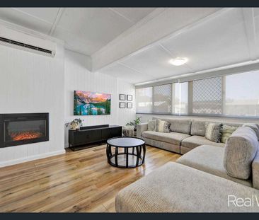 Stunning 4 bed home with Queensland Charm! - Photo 6