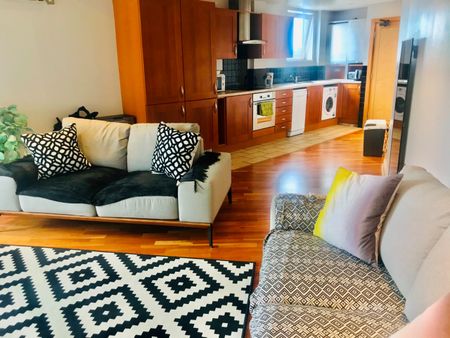 1 Bed Flat, Waterloo Street, LS10 - Photo 3