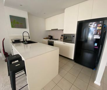 Wentworth Point - Photo 4