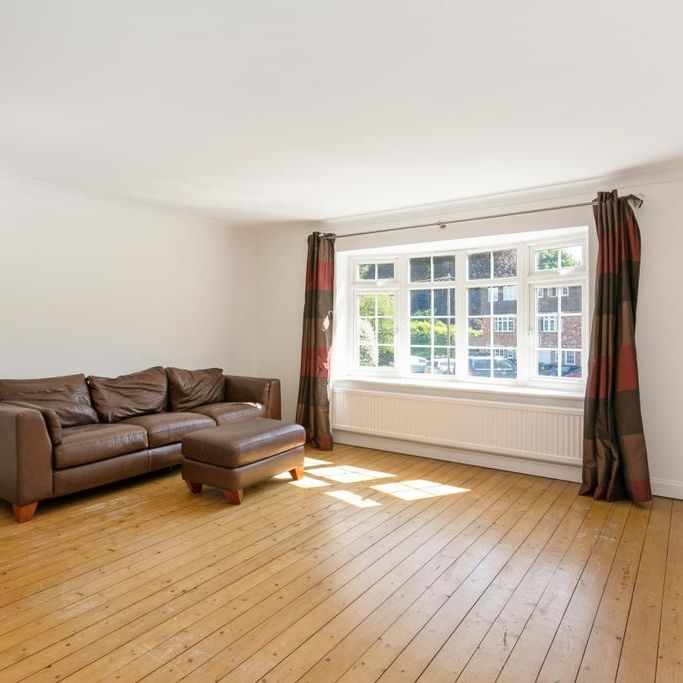 4 bedroom townhouse to rent - Photo 1