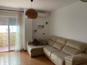 Ref. 44527 Precioso piso junto al mar / Alquiler curso escolar - Photo 1