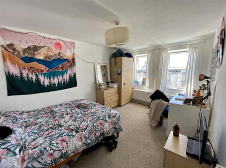 7 bedroom house to rent - Photo 2