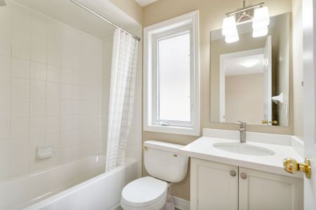 For Lease - 3137 Countess Crescent, Mississauga, Ontario - Photo 5