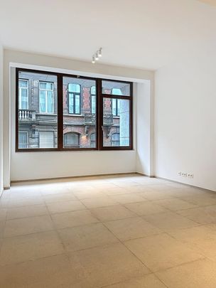 Appartement te huur - Photo 1