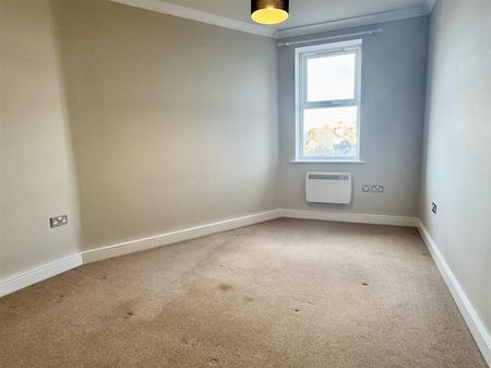 Prince Of Wales Terrace, Scarborough - Photo 5