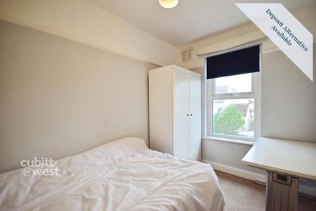 4 bedroom semi-detached house to rent - Photo 5