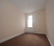 3 bed House - Semi-Detached for Rent - Photo 3
