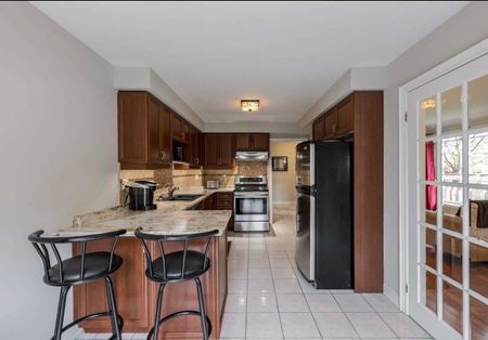For Lease - 26 Ural Circle, Brampton, Ontario - Photo 3