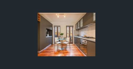 Convenient Ground Floor Apartment in Prime Cheltenham Location - Photo 3