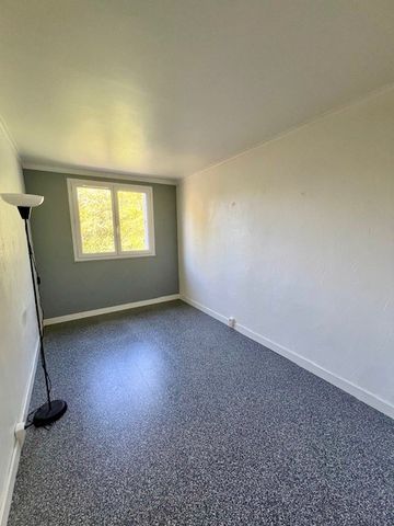 Location Appartement 5 pièces 88m² YERRES 91330 - Photo 3