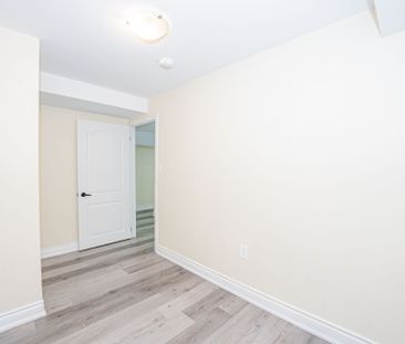 For Lease - 19 Boat Street, Brampton, Ontario - Photo 2