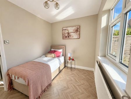 2 Bed Flat, Murray Road, W5 - Photo 5