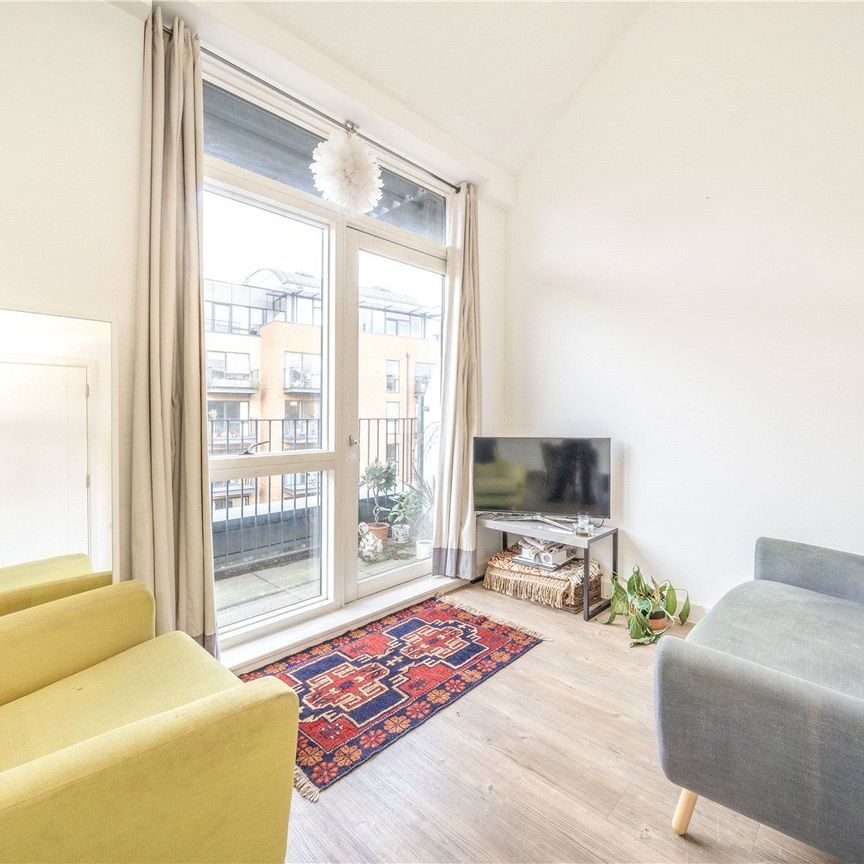 Milles Square, London, SW9 - Photo 1