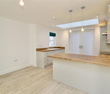 4 bedroom house to rent - Photo 6