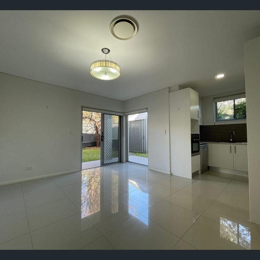 3 Bedrooms Duplex located at the rear of a modern security village - Photo 1