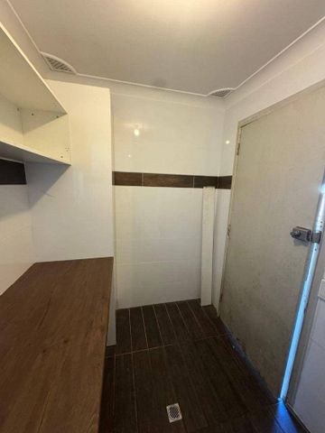 3 Bedroom, 1 Bathroom, 1 Extra Toilet - Photo 5