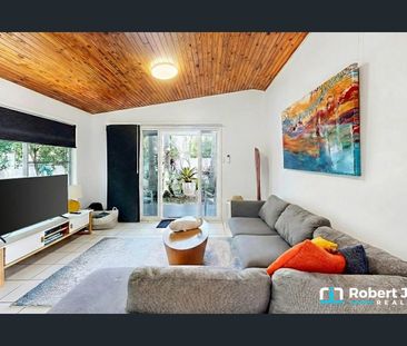 Cosy Old Tewantin Home - Photo 2