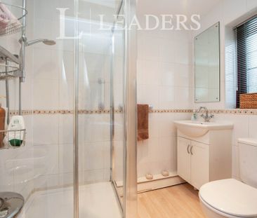 4 bedroom house to rent Sleaford Close, Grange Park, SN5 - Photo 4