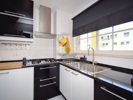 2 bedroom luxury Flat for rent in Oeiras, Lisbon - Photo 2