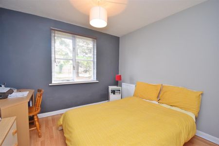 Flat To Let - Photo 4