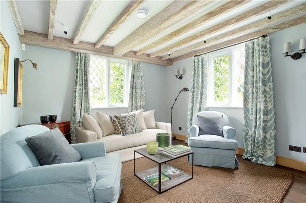 5 bedroom detached house to rent - Photo 1