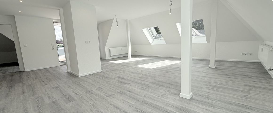 5-Zi.-Mietwohnung mit Dachloggia am Meierteich! - Foto 1