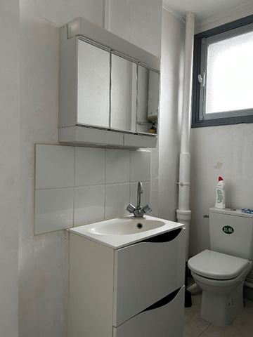 Location Appartement 1 pièce 29m² ROUEN 76000 - Photo 4
