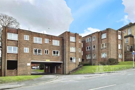 Harvey Lodge, Harvey Road, Guildford, Surrey, GU1 3NJ - Photo 4