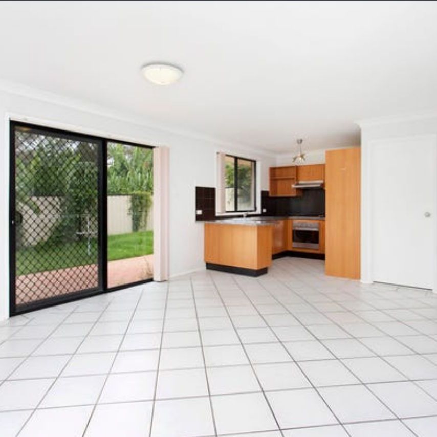 18B Fifth Avenue Port Kembla - Photo 1