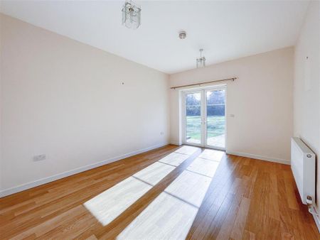 2 bedroom terraced bungalow to rent - Photo 2