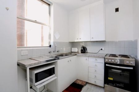 1 Bed, 1 Bath - Photo 5