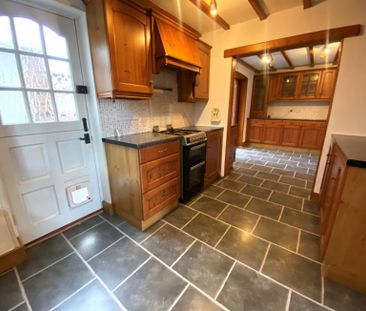 3 Bedroom Semi Detached To Let - Photo 4