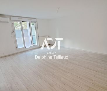 Location Appartement 4 pièces 80m² GRENOBLE 38000 - Photo 2