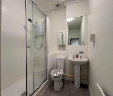 1 bedroom flat to rent - Photo 6