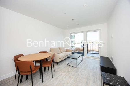 Kew Bridge Rise, Brentford, TW8 - Photo 3