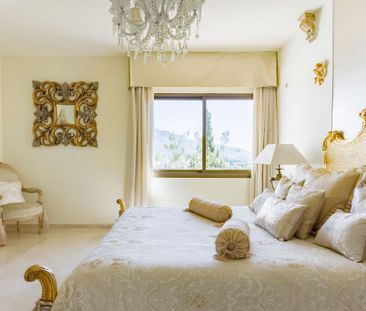 Luxury Villa for rent in Nueva Andalucia, Andalusia - Photo 4