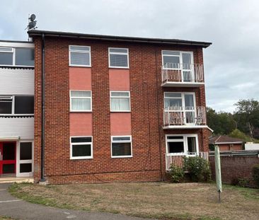 2 bedroom flat to rent - Photo 6