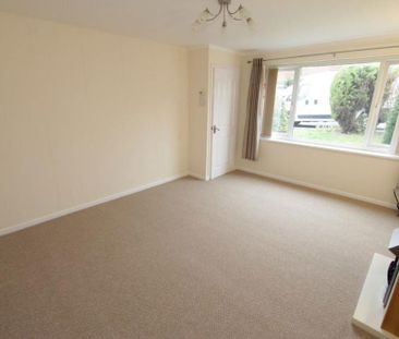 3 bedroom semi-detached house to rent - Photo 2