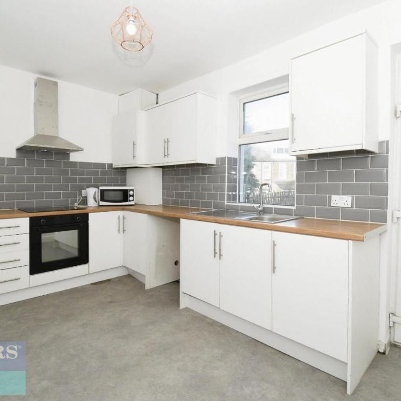 Cranmer Road, Bradford, West Yorkshire, BD3 - Photo 1