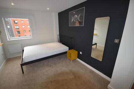 2 bedroom apartment to rent - Photo 3