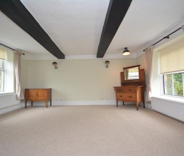 3 bedroom detached house to rent - Photo 2
