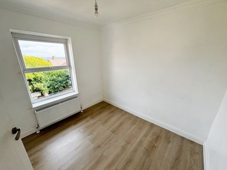 Framlingham Place, Sheffield - Photo 2